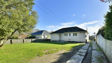 9 Attlee Crescent, Bryndwr, Christchurch - Carousel 1