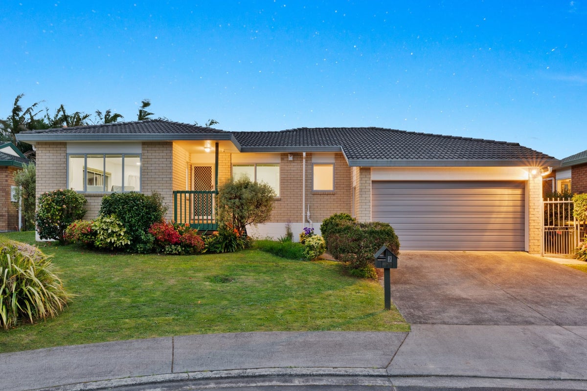 7 Jelicich Court, Henderson, Auckland - Carousel 2