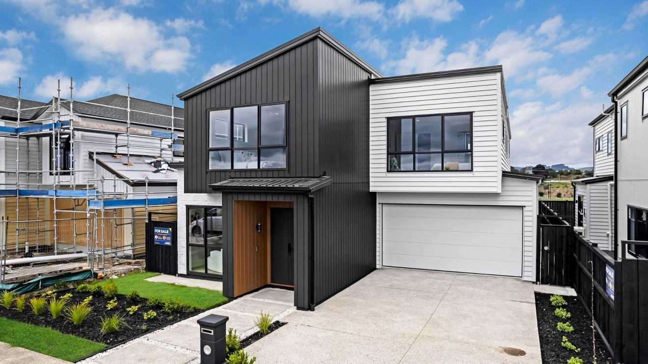 68 Park Green Avenue, Rosehill, Papakura - Carousel 1