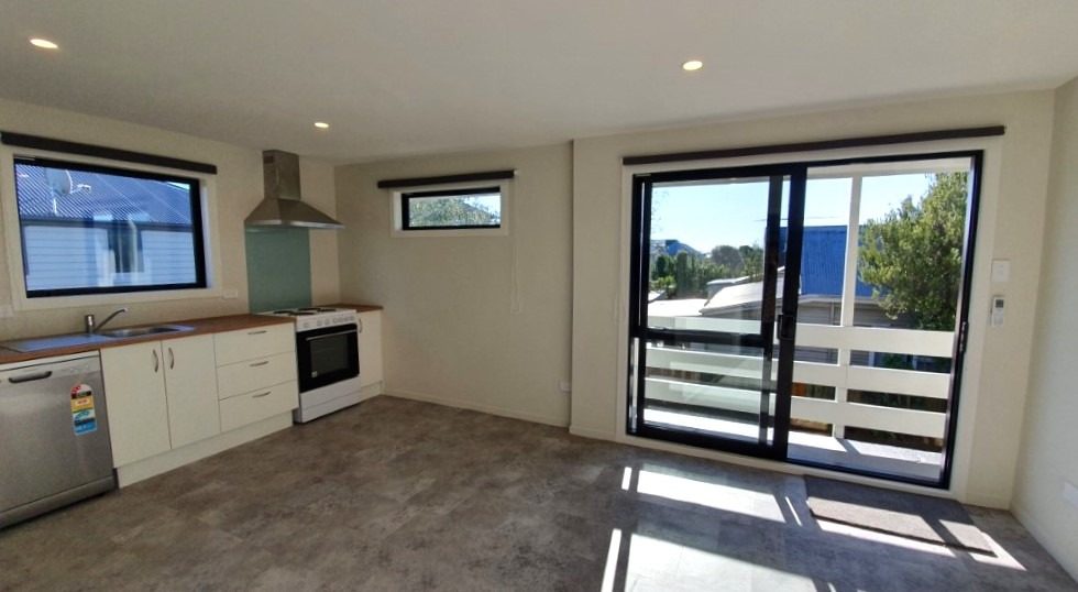 1/481 Barbadoes Street, Edgeware, Christchurch - Carousel 2