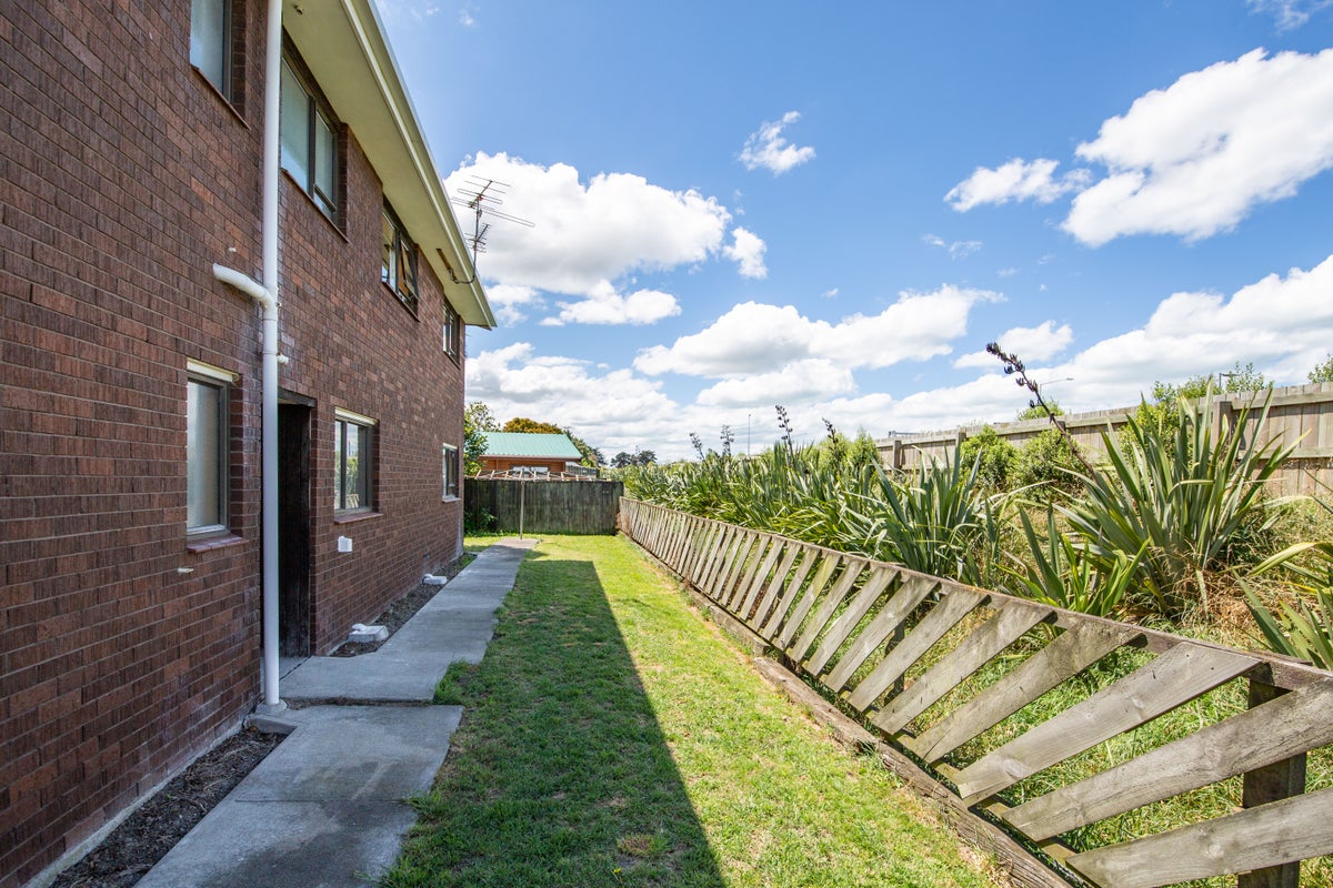 17A Sonning Place, Redwood, Christchurch - Carousel 22