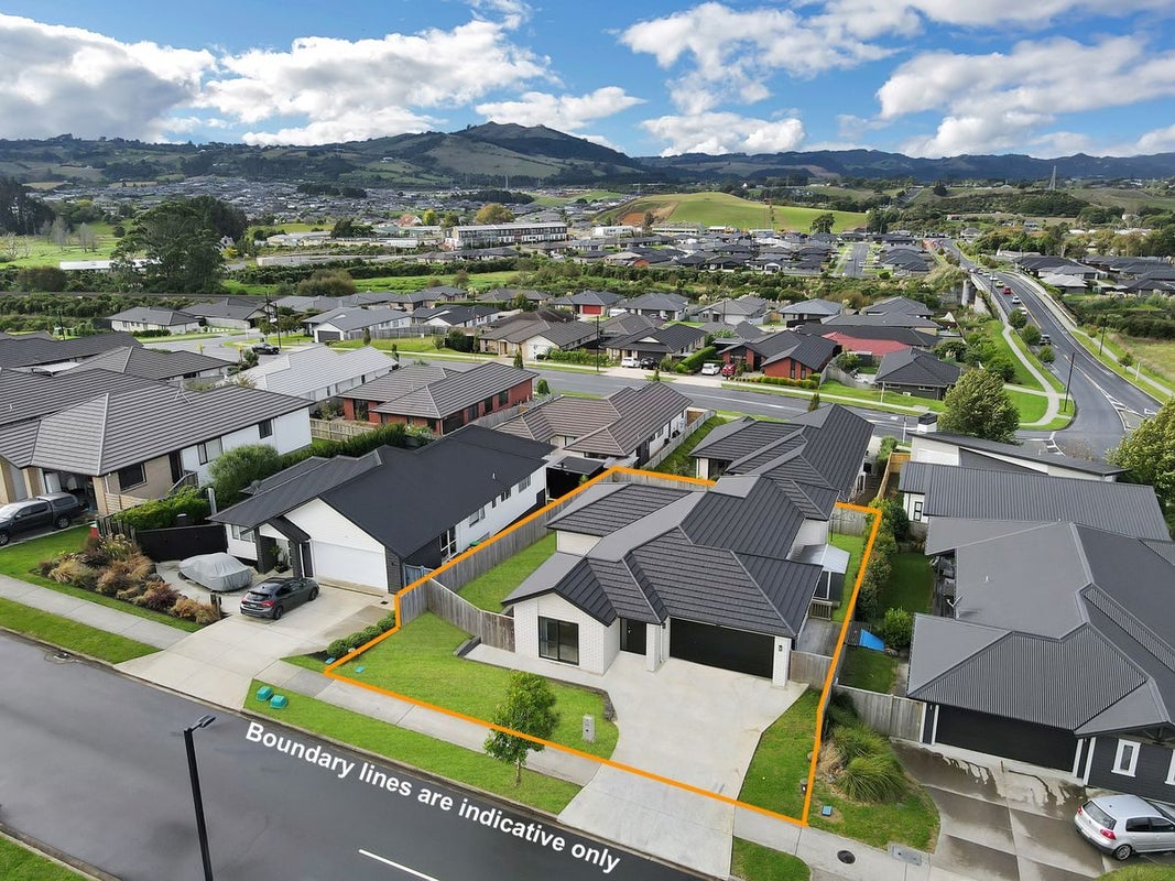 2 Bellenden Crescent, Pokeno - Carousel 1