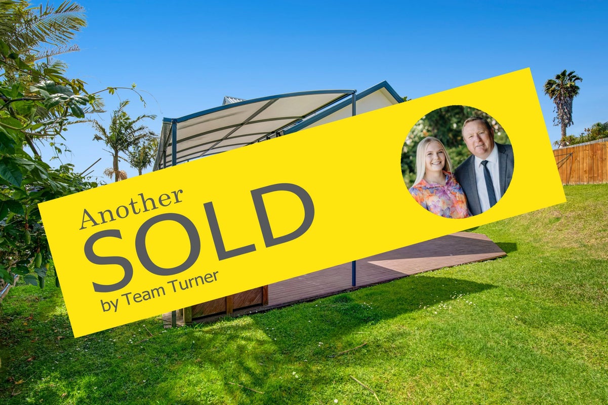 42 Kestrel Heights, Arkles Bay, Whangaparaoa - Carousel 1