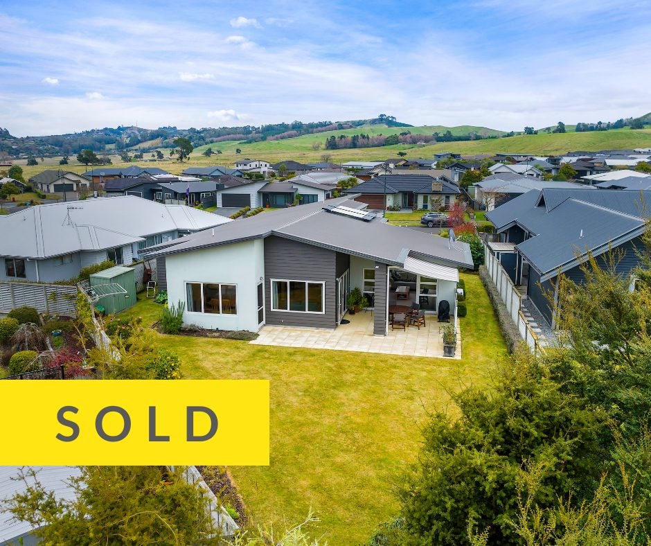 10 The Pheasant Tail, Nukuhau, Taupo - Carousel 1