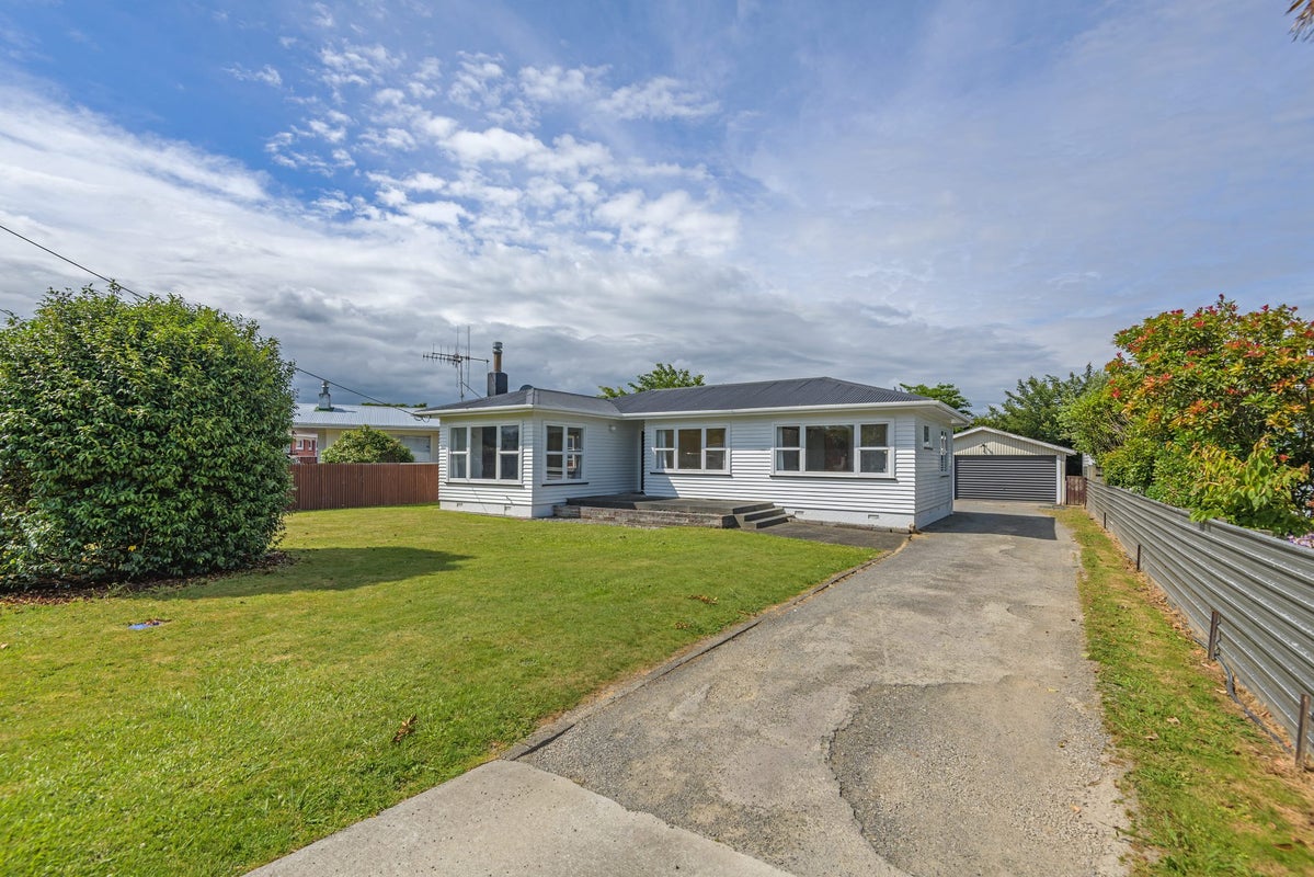 630 Queen Street East, Levin, Levin - Carousel 1
