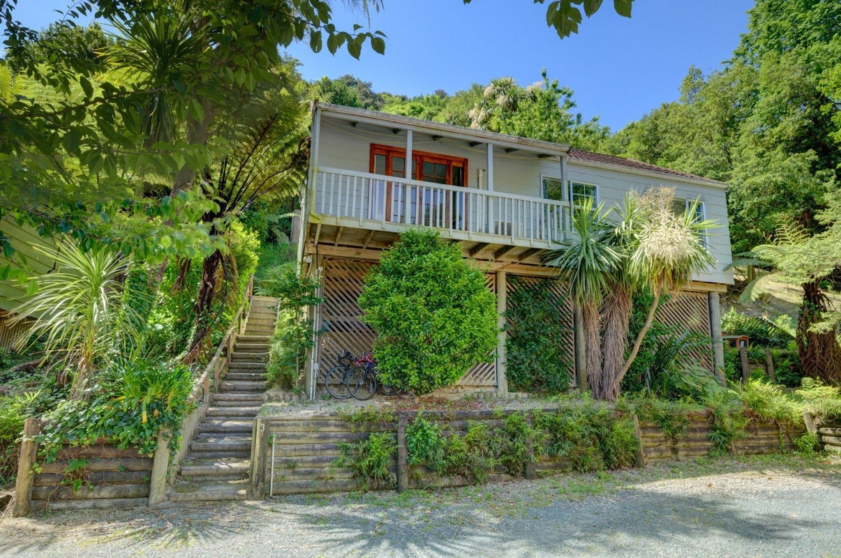 3/27 Larges Lane, The Brook, Nelson - Carousel 1