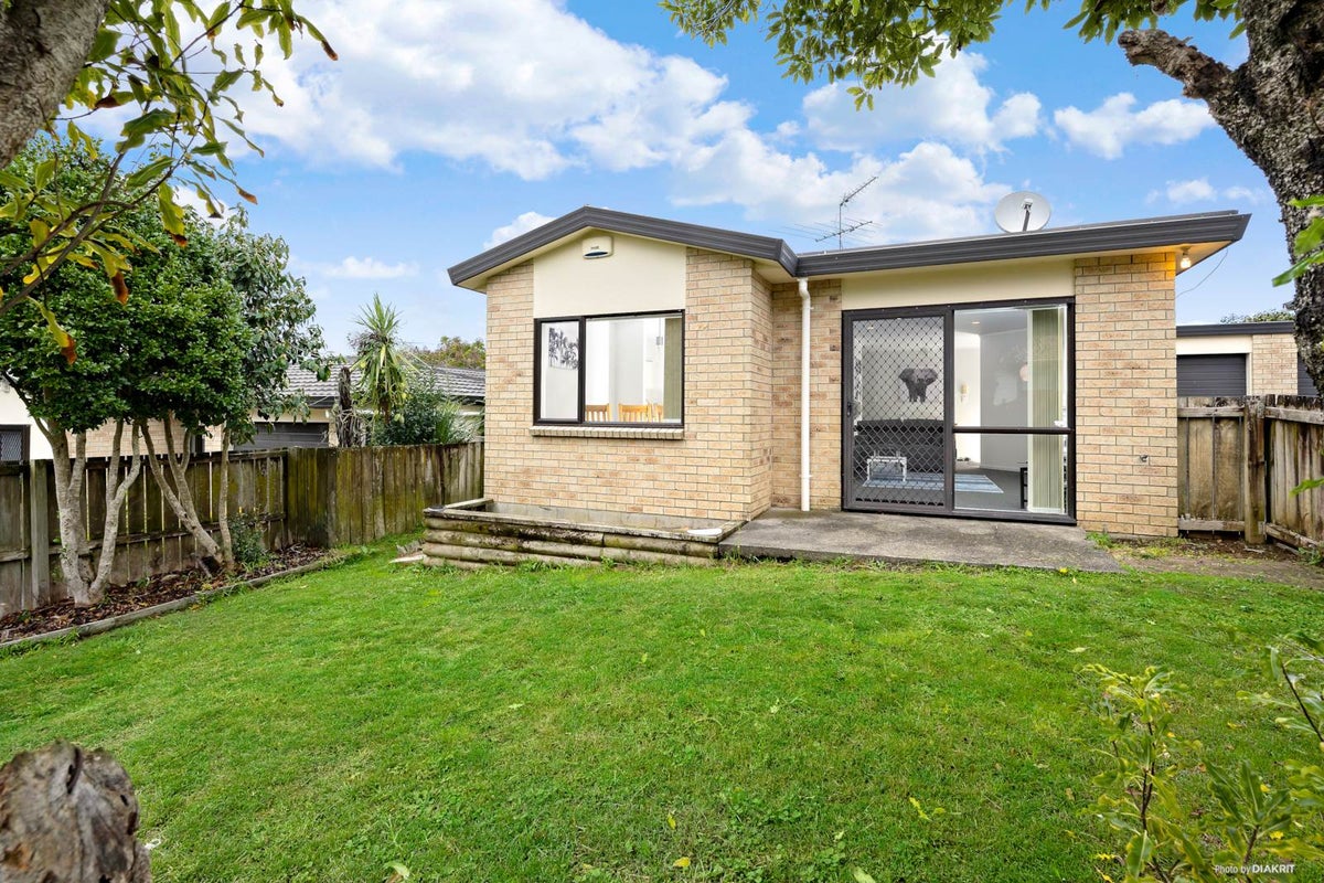 3/8 Rimu Road, Manurewa, Auckland - Carousel 1