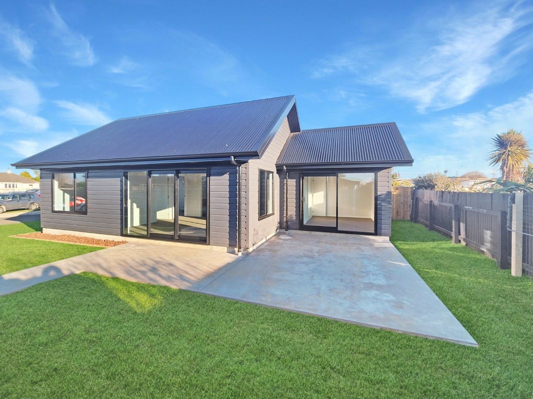 8 Cousins Avenue West, Foxton Beach, Foxton - Carousel 9