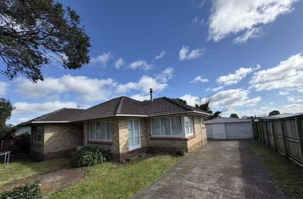 12 Mack Place, Red Hill, Papakura - Carousel 1