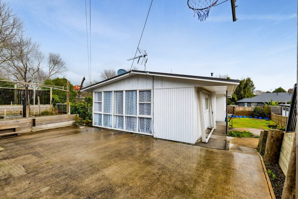 134 Brooklands Road, Brooklands, New Plymouth - Carousel 20