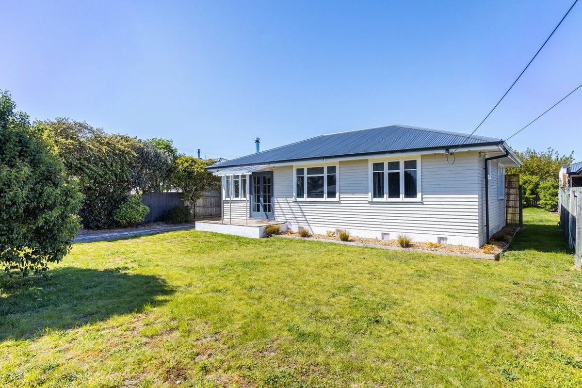 56 Litchfield Street, Redwoodtown, Blenheim - Carousel 14