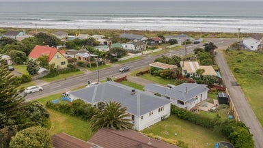 10 Rangiuru Road, Otaki Beach, Otaki - Carousel 1