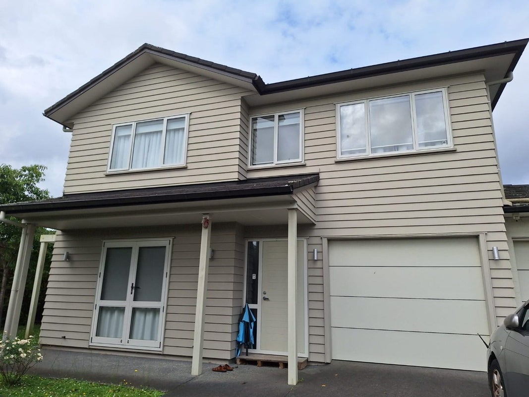 49 Kuhanui Drive, Karaka, Papakura - Carousel 1