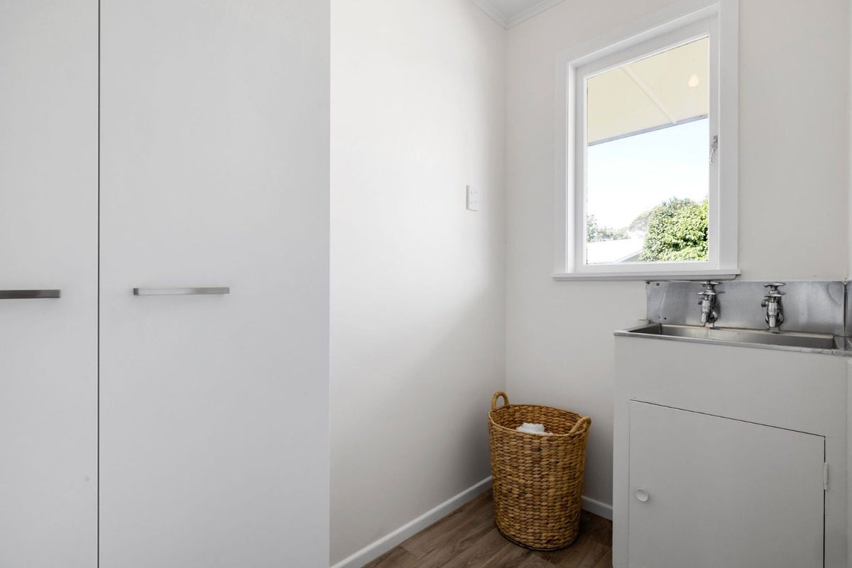 6 Carlyle Avenue, Chartwell, Hamilton - Carousel 15