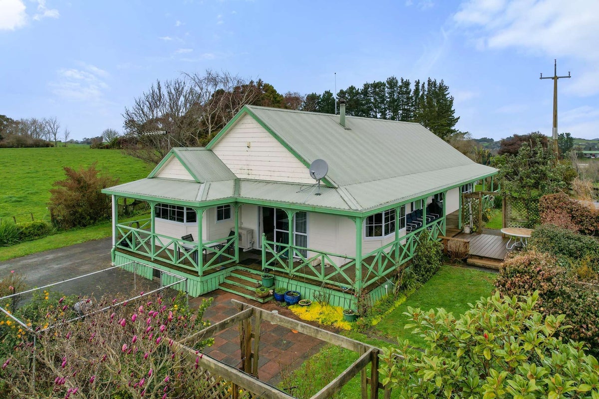 100 Karakariki Road, Whatawhata - Carousel 2