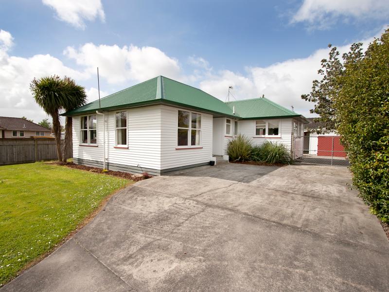 19 Newbury Street, Awapuni, Palmerston North - Carousel 1