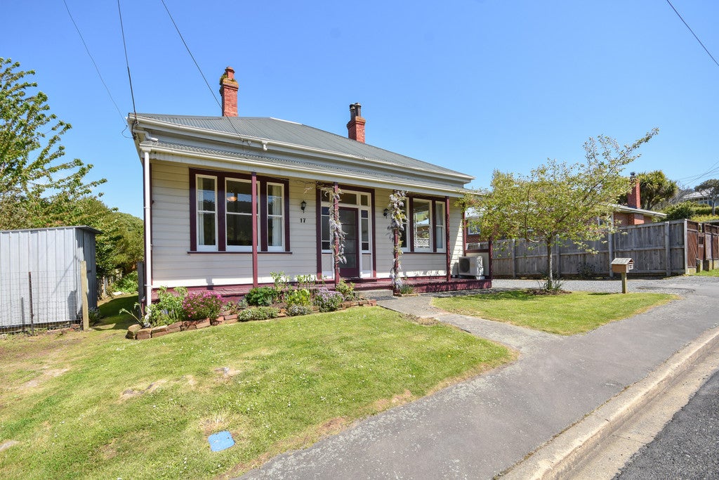 17 Mill Street, Sawyers Bay, Port Chalmers - Carousel 1