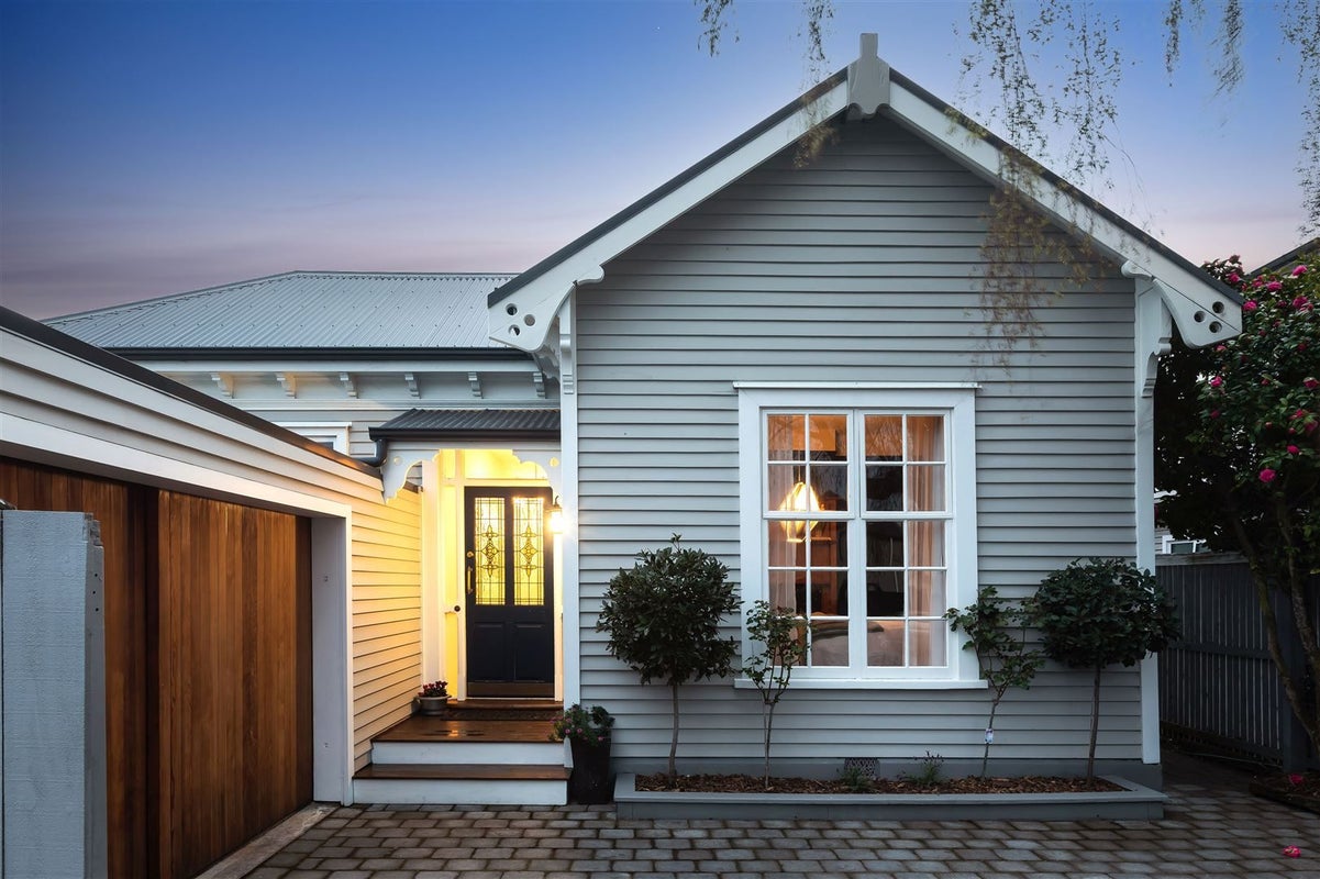 215 Springfield Road, St Albans, Christchurch - Carousel 2