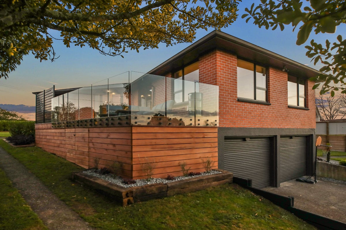 18 Pirongia Road, Te Awamutu, Te Awamutu - Carousel 2