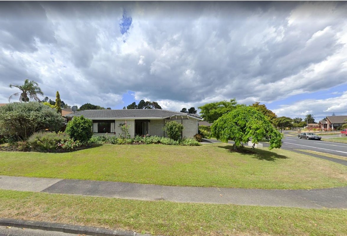 53 Golfland Drive, Golflands, Auckland - Carousel 2