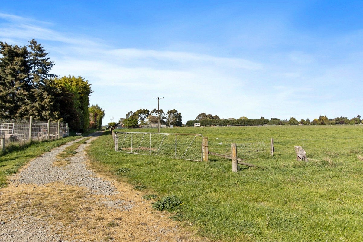 93 HEDLEY Road, Levels - Carousel 32