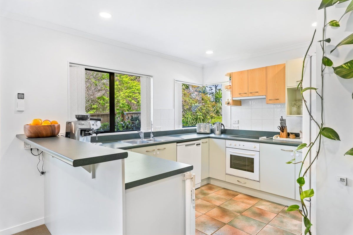 123 Weggery Drive, Waikanae Beach, Waikanae - Carousel 2