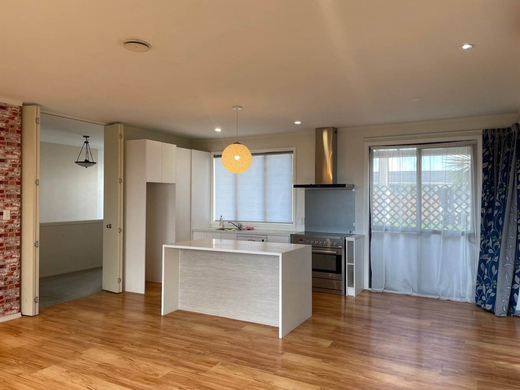 62 Sunhill Road, Sunnyvale, Auckland - Carousel 2