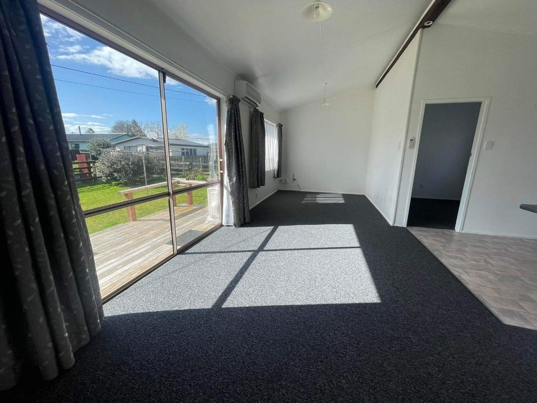 2/10 Mill Street, Koutu, Rotorua - Carousel 4