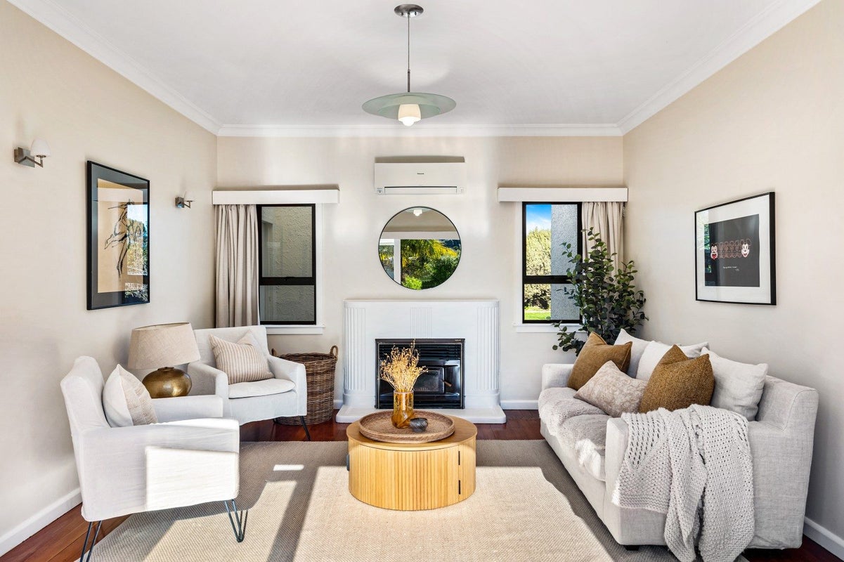 16 Douglas McLean Avenue, Marewa, Napier - Carousel 1