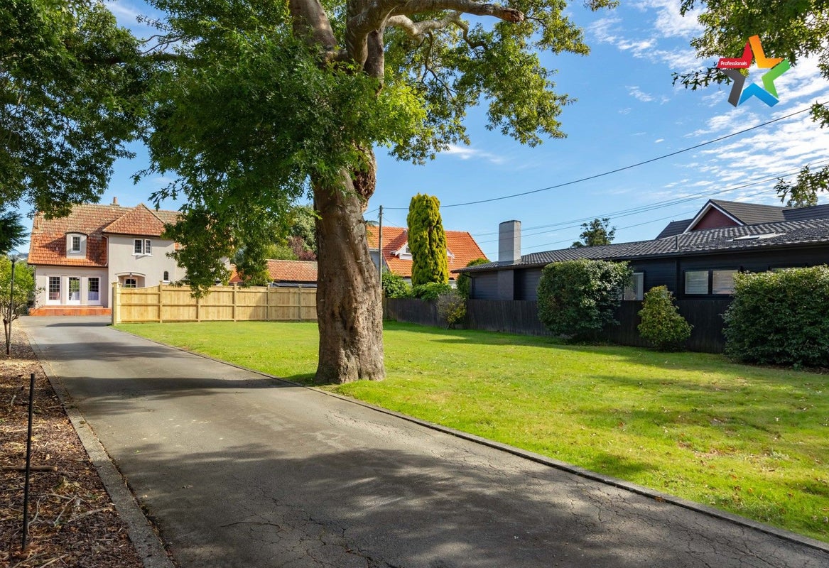 52A Wyndrum Avenue, Waterloo, Lower Hutt - Carousel 2