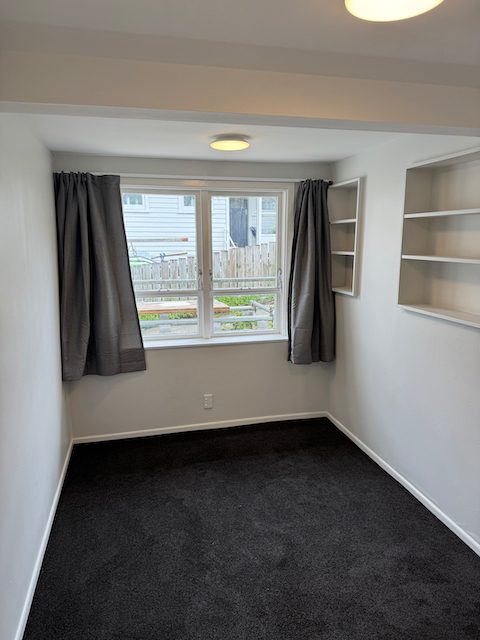 364 Warspite Avenue, Waitangirua, Porirua - Carousel 2
