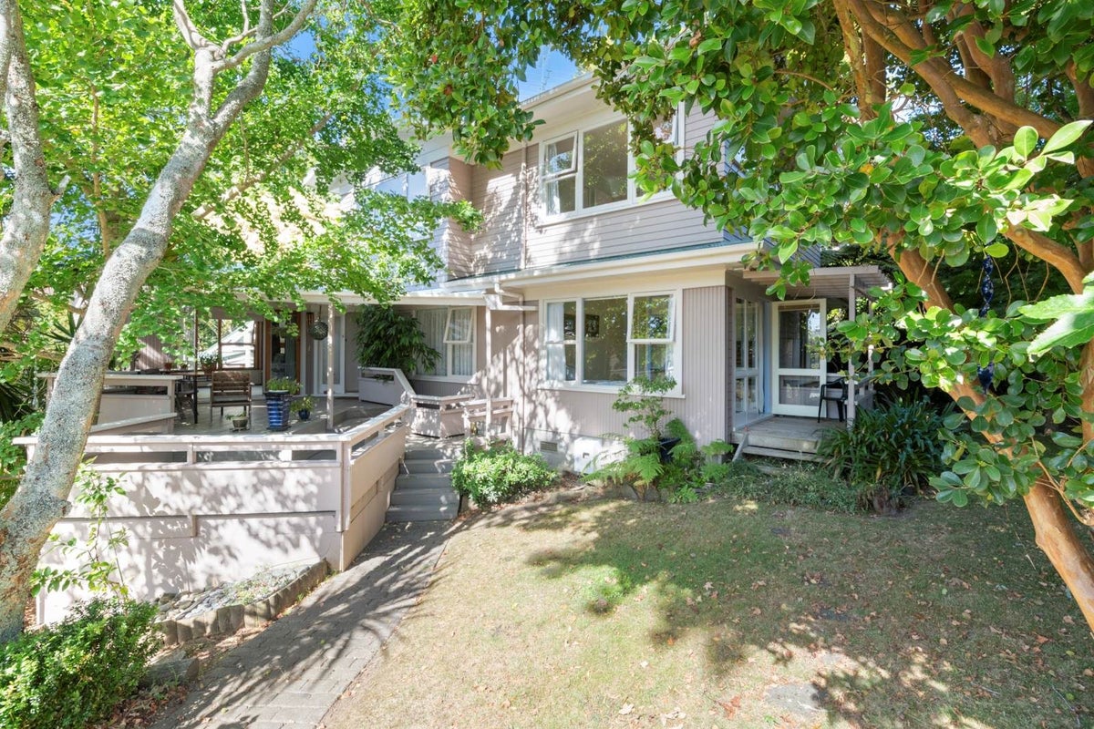 186 Onewa Road, Birkenhead, Auckland - Carousel 2