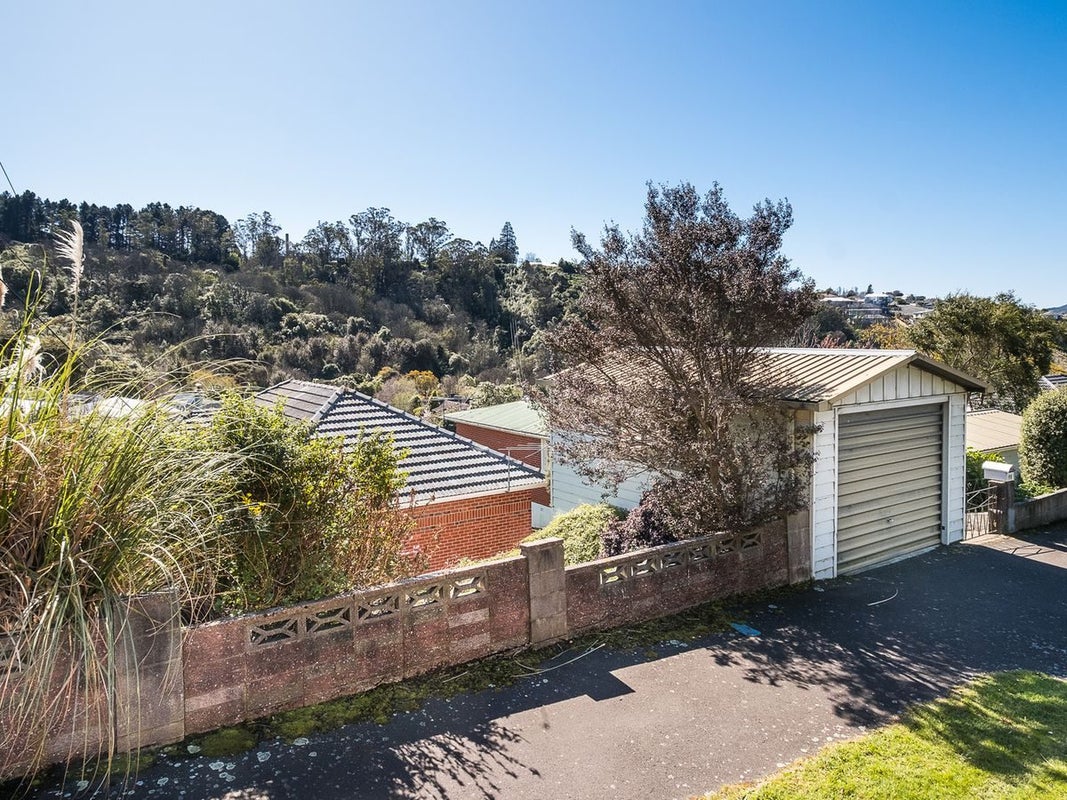 98 Brockville Road, Glenross, Dunedin - Carousel 21