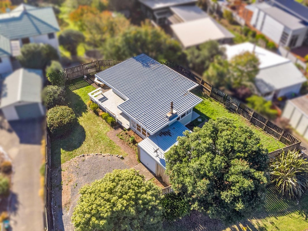 19 Jeep Road, Raumati South, Paraparaumu - Carousel 25