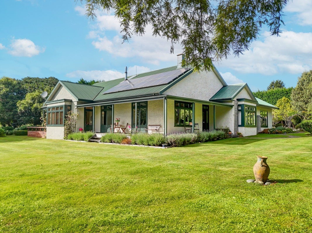 1008 Brunswick Road, Brunswick, Whanganui - Carousel 1