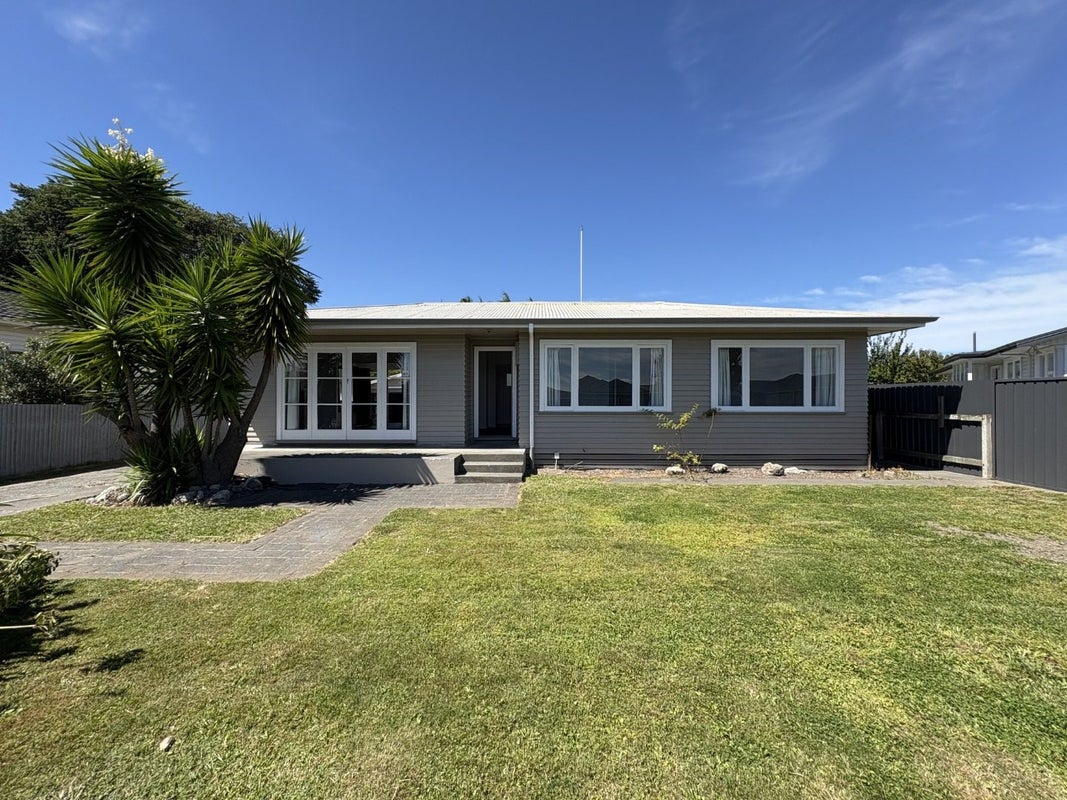413 Nottingley Road, Frimley, Hastings - Carousel 1