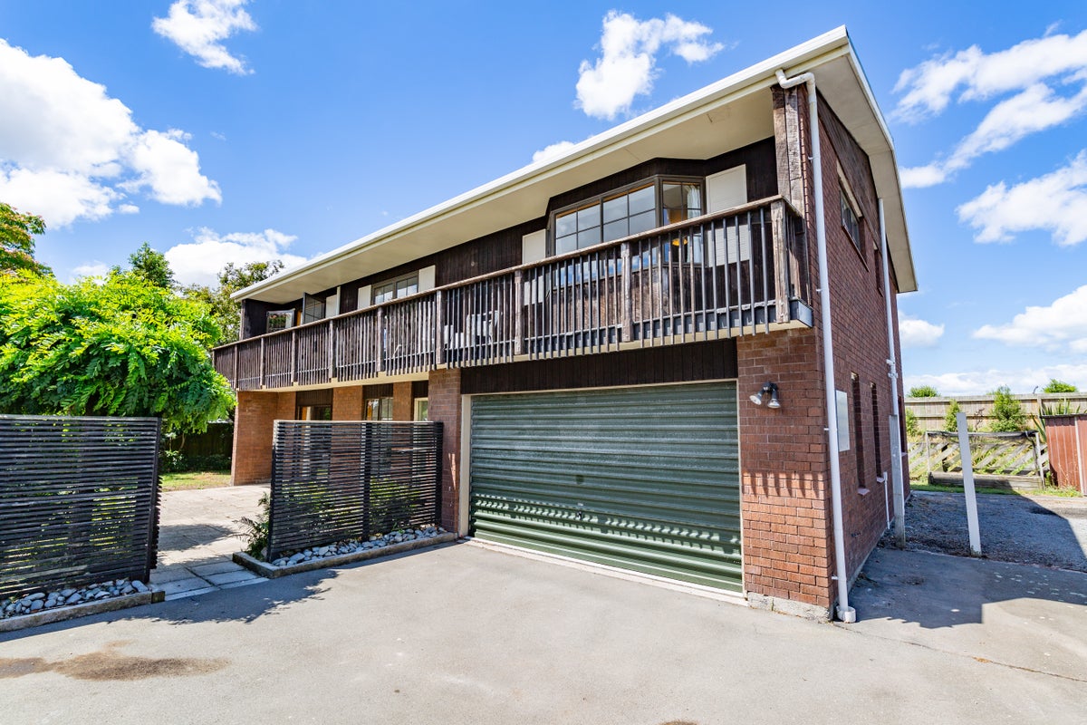 17A Sonning Place, Redwood, Christchurch - Carousel 1