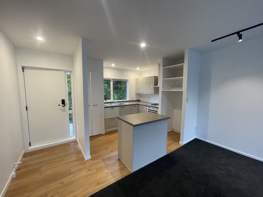 8G Arotau Place, Grafton, Auckland - Carousel 2