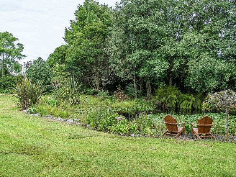 39 Manu Grove, Waikanae - Carousel 20