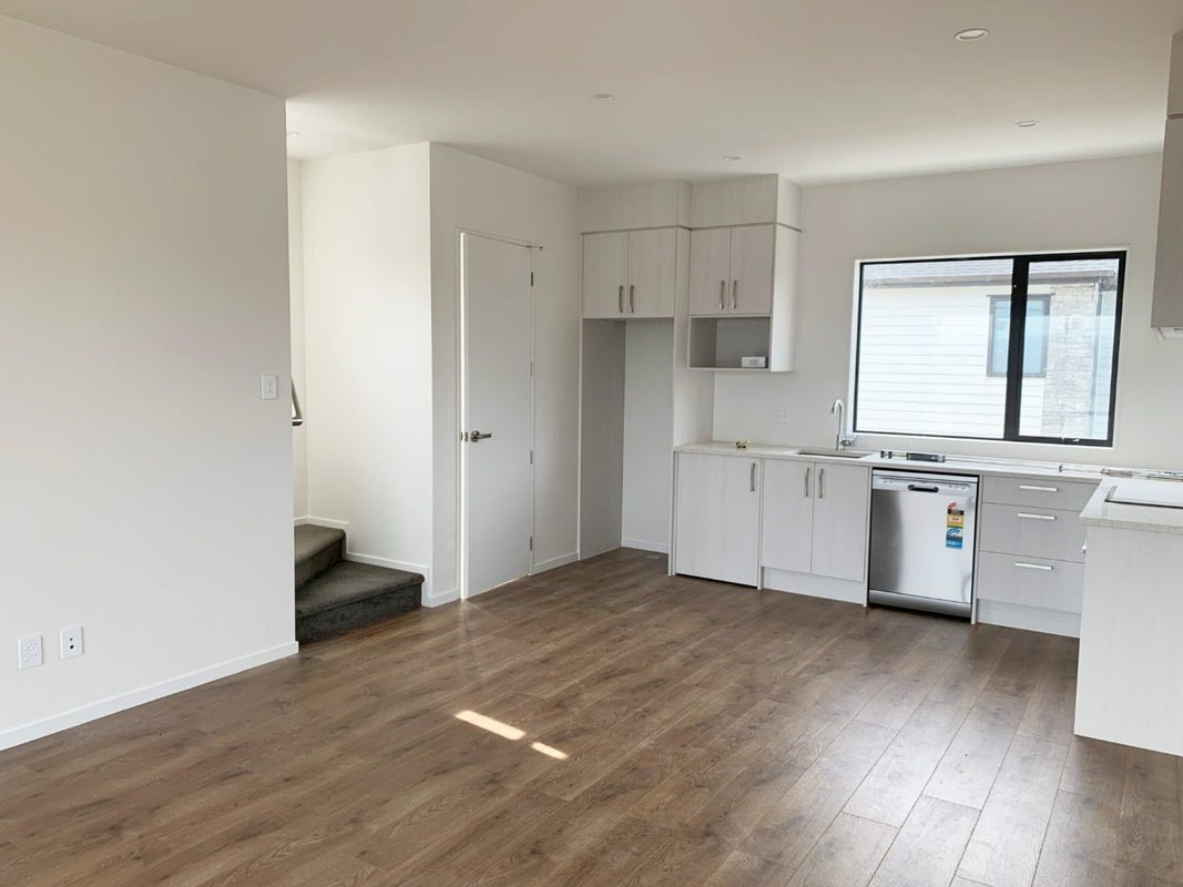 2/55 Bolton Street, Blockhouse Bay, Auckland - Carousel 2