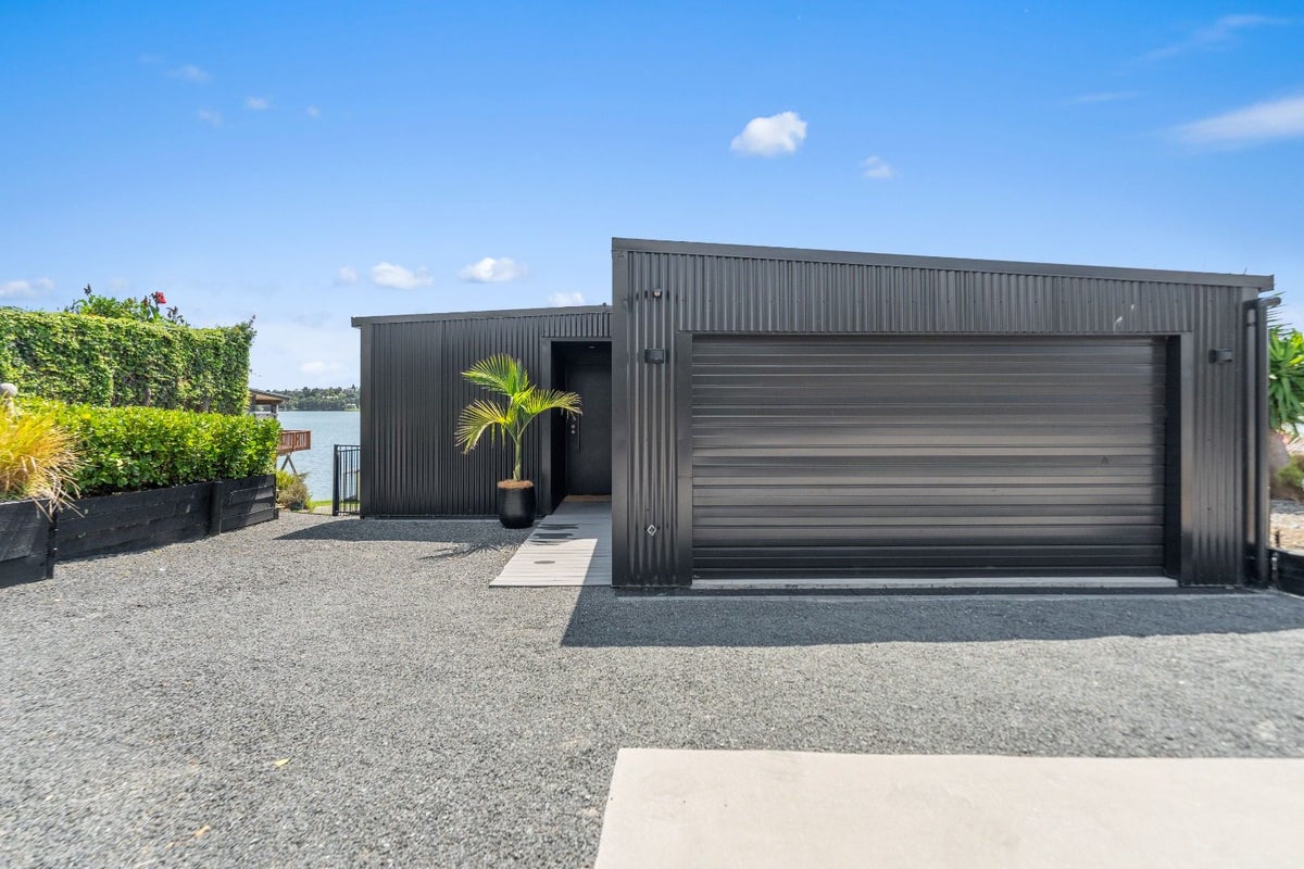 189A Welcome Bay Road, Welcome Bay, Tauranga - Carousel 1