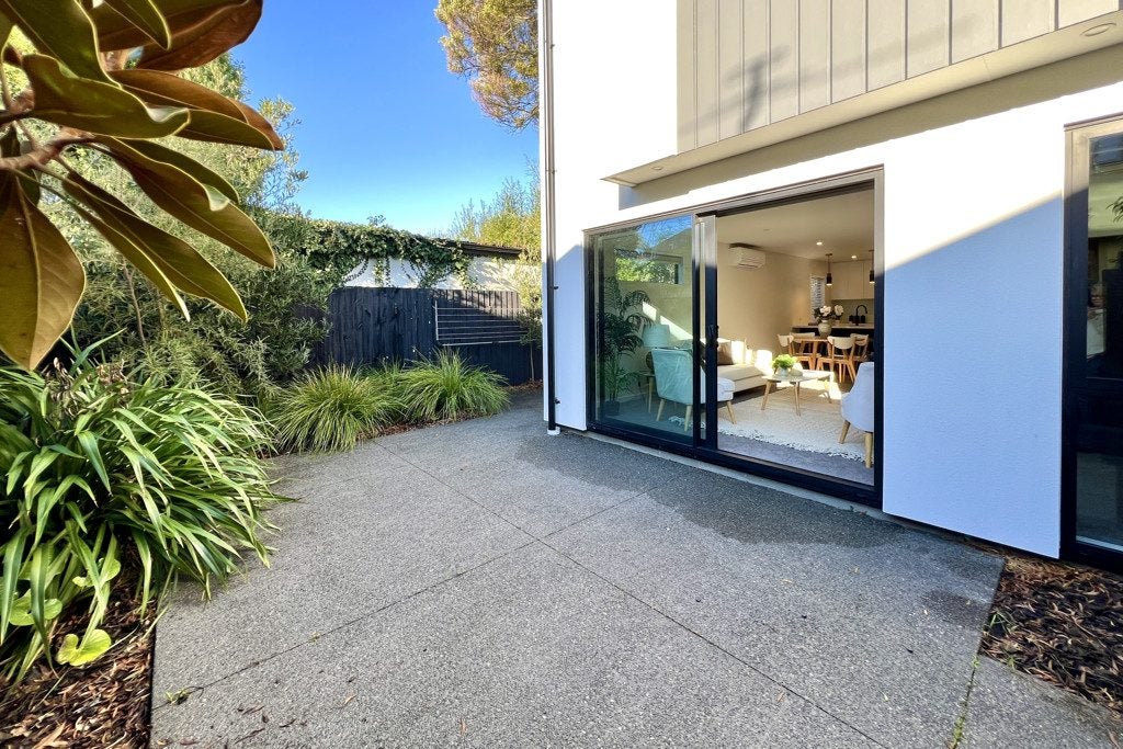 6/426 Manchester Street, St Albans, Christchurch - Carousel 1