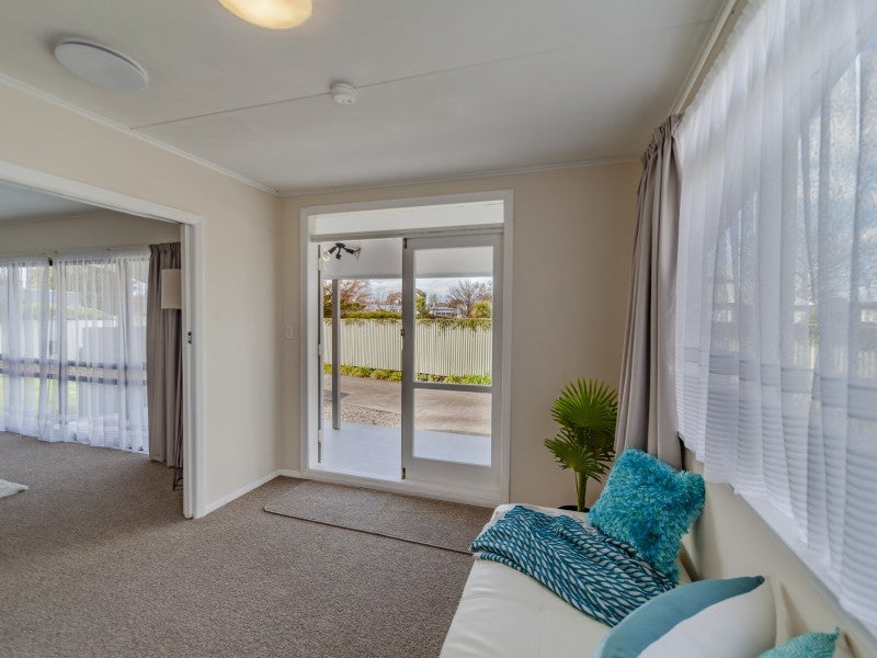 21 Morris Spence Avenue, Onekawa, Napier - Carousel 2