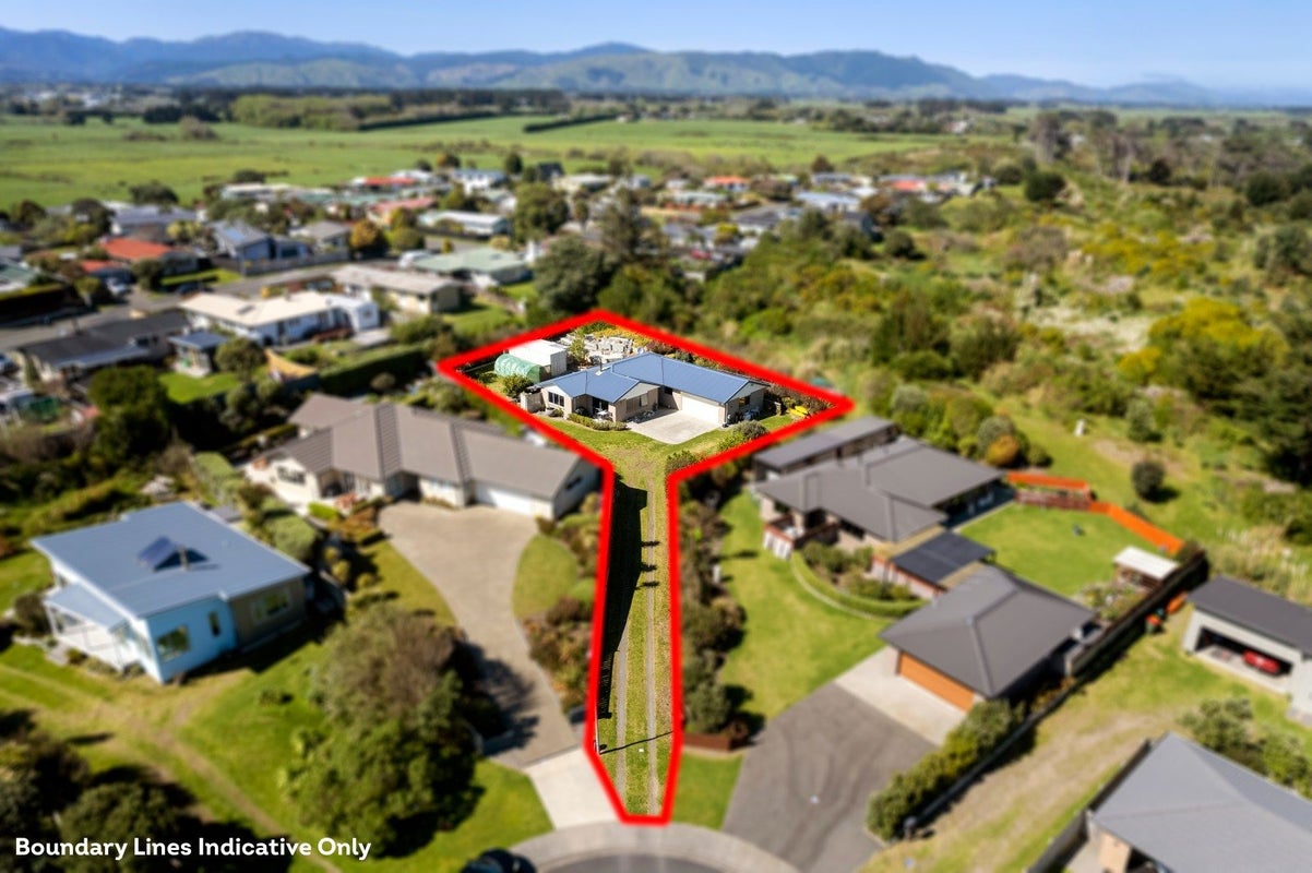 9 Byron Brown Place, Otaki Beach, Otaki - Carousel 2
