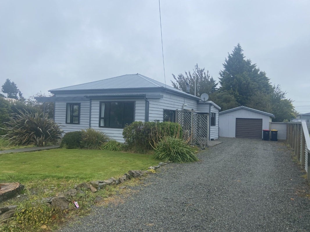 8 Helena Street, Lumsden, Lumsden - Carousel 2