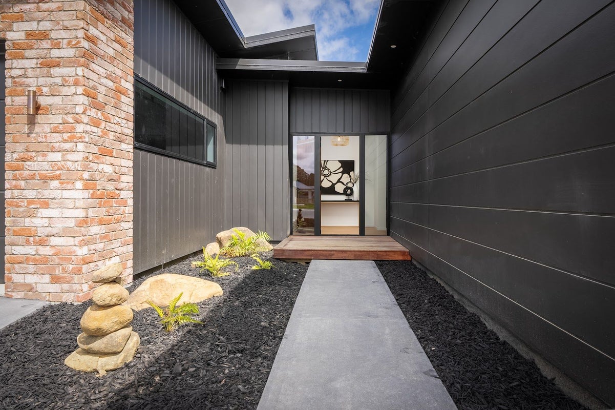 3 Whakahaumako Road, Leamington, Cambridge - Carousel 2