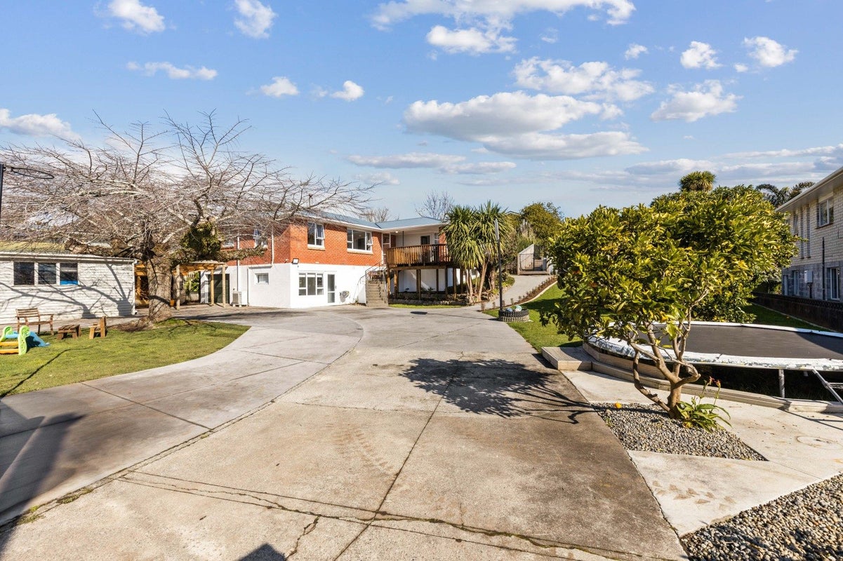 5 Browne Street, Waitara, Waitara - Carousel 1