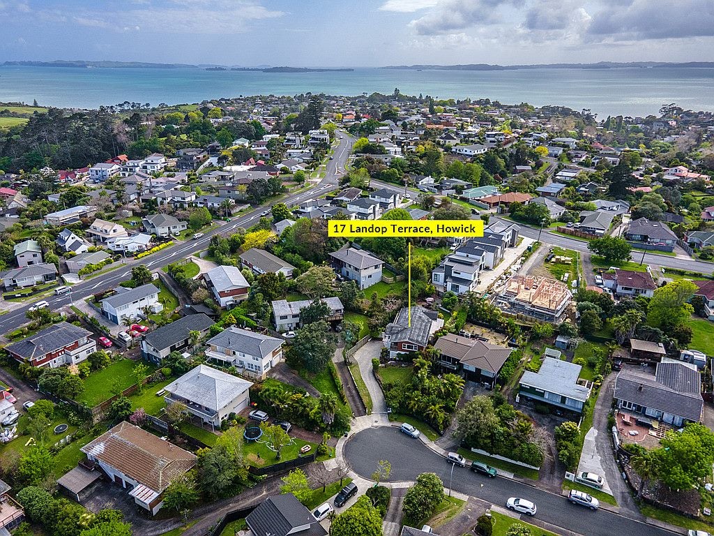 17 Landop Terrace, Howick, Auckland - Carousel 43