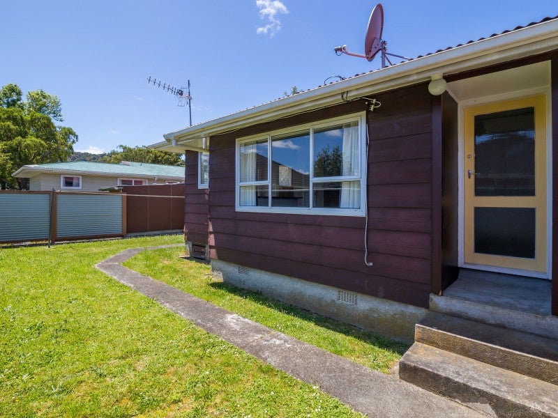 43 McParland Street, Ebdentown, Upper Hutt - Carousel 17
