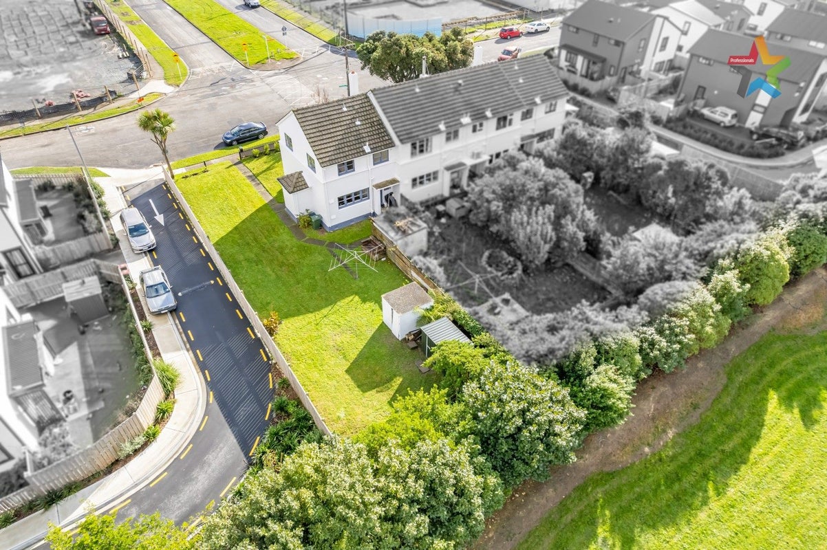 1/26 Durham Crescent, Fairfield, Lower Hutt - Carousel 17